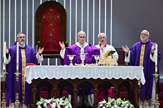 Vatikan Devlet Başkanı Papa 14. Leo, İstanbul'daki Volkswagen Arena'da ayin düzenledi