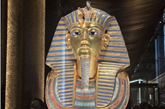 Louvre Müzesi'nin iki katı büyüklüğündeki Büyük Mısır Müzesi ziyaretçi akınına uğruyor