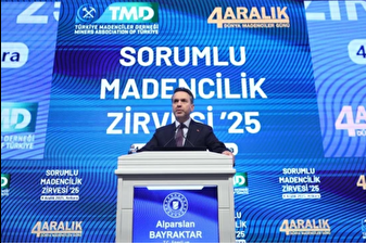 Enerji ve Tabii Kaynaklar Bakanı Alparslan Bayraktar, Türkiye Madenciler Derneği Zirvesi'nde söz verdi