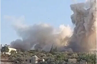 İsrail Lübnan'ın güneyinde bir binayı vurdu