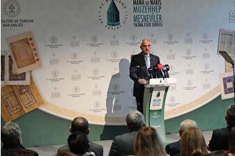 Dünyanın en kapsamlı 70 ciltlik Mesnevi koleksiyonu ilk kez Rami Kütüphanesi’nde ziyaretçiye açıldı