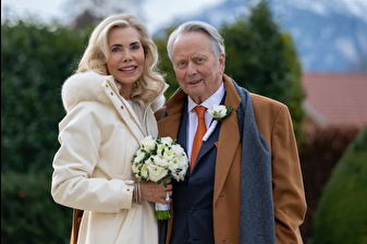 Porsche'nin patronu Wolfgang Porsche, İsmaili Tarikatı'nın liderinin eski eşiyle gözlerden uzak bir nikah töreni ile evlendi