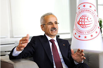 Bakan Uraloğlu, DEİK Başkanı Olpak ile görüştü