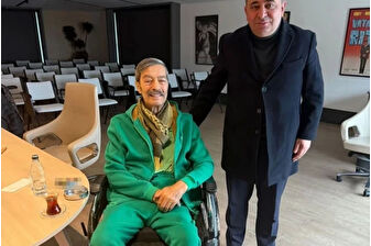 Bir süredir tedavi gören Yeşilçam yıldızı Kadir İnanır'dan haber var