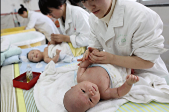 Nüfusu Hindistan'ın gerisinde kalan Çin, ülke nüfusundaki düşüşe karşı doğum masraflarını ücretsiz hale getirecek