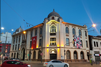 İzmir Ticaret Borsası, şehrin merkezindeki 1597 metrekare araziyi 255 milyon TL'ye satışa çıkarttı