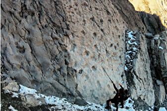 İtalya'da 200 milyon yıl öncesinden kaldığı düşünülen binlerce dinozor ayak izi keşfedildi