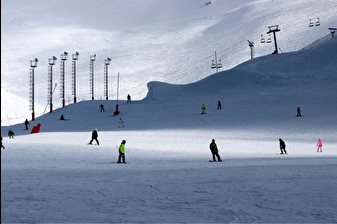 Kayak merkezlerinde en fazla kar kalınlığı 55 santimetreyle Palandöken'de ölçüldü