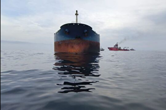 Bloomberg'in haberine göre Rus tanker gemileri vurulmamak için Türk kıyılarında