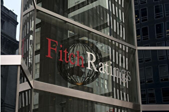 Fitch, Ukrayna'nın kredi notunu yükseltti