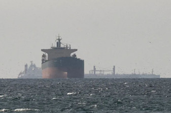 Hürmüz Boğazı'ndan son 3 günde 15 gemi geçti