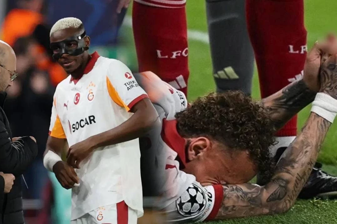Galatasaray'dan Liverpool maçında sakatlanan Osimhen ve Lang ile ilgili açıklama