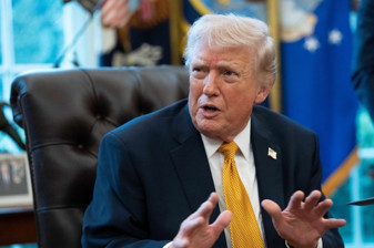 Donald Trump, Hürmüz Boğazı için destek alamadığı NATO üyesi ülkeler için sert ifadeler kullandı