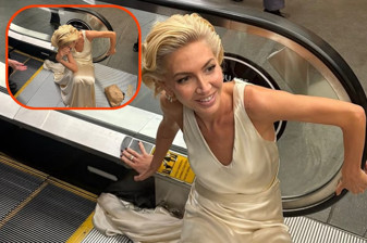 Milyarder sosyetik Sabine Getty, Oscar töreninde elbisesi yürüyen merdivene sıkışınca personelin yardımıyla kurtarıldı