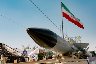 İran BAE'yi yine hedef aldı, hava savunma sistemine takıldı