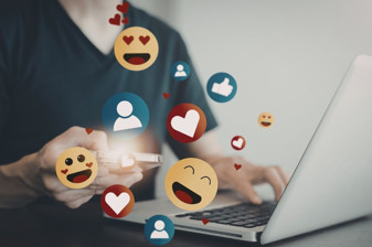 Türkiye’de her 10 kişiden 7’si mutluluğu sosyal medyada arıyor