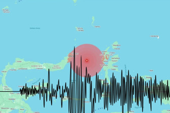 Endonezya'nın Ternate bölgesindeki büyük depremden sonra tsunami alarmı verildi