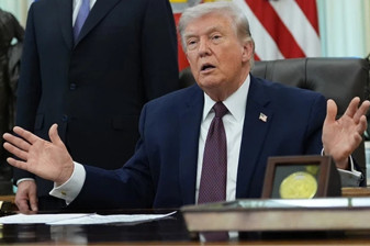 Trump, 2-3 hafta sürdürecekleri ağır saldırıların ardından İran’la savaşı bitireceklerini söyledi