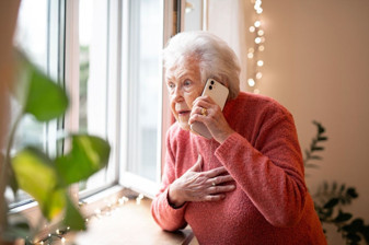 Almanya'da Türkiye tatilinden dönen 75 yaşındaki kadına 822 bin TL telefon faturası geldi