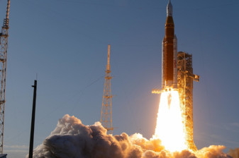 NASA’nın Artemis ıı görevi kapsamında mürettebat, Ay’ın yer çekiminin baskın hale geldiği etki alanına girdi