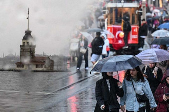 Bahar geldi derken İstanbul'a soğuk hava dönüyor