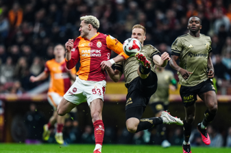 Galatasaray, evinde Kocaelispor ile berabere kaldı, zirve yarışı alevlendi