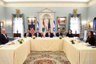 Trump, İsrail ve Lübnan'ın 10 günlük ateşkes için anlaştıklarını açıkladı