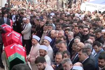 Türkiye çocuklarını gözyaşlarıyla son yolculuklarına uğurladı