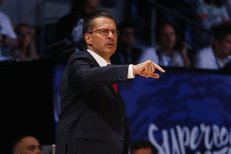 Basketbol Avrupa Ligi'nde yılın başantrenörü Pedro Martinez oldu