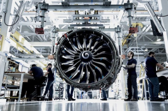 General Elektrik'in uçak motoru savaştan sıyrıldı, finansalları 2026'nın ilk çeyreğinde beklentilerin üzerinde geldi