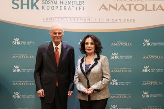 Hülya Koçyiğit ve Ediz Hun bir etkinlikte buluştular