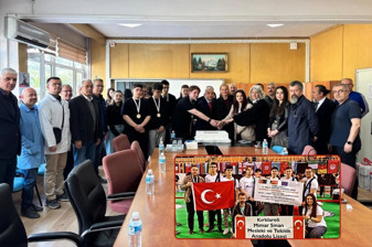 Lise öğrencileri robot olimpiyatlarında dünya şampiyonu oldu