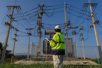 Türkiye'nin elektrik kurulu gücü mart sonunda 125 bin megavatı aştı