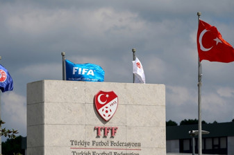 PFDK 11 kulübe para cezası ve tribün kapatma yaptırımı uyguladı