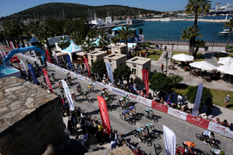 Cumhurbaşkanlığı Türkiye Bisiklet Turu, Çeşme-Selçuk etabıyla başladı