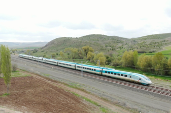 Ankara-Sivas YHT üç yılda 2 milyonun üzerinde yolcu taşıdı