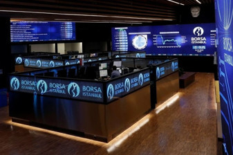 BIST 100 endeksi günü 15 bin puanın üzerinde tamamladı