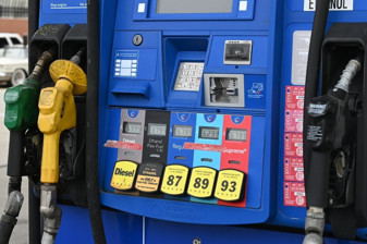 ABD, petrol fiyatı tahminini bu yıl için düşürdü