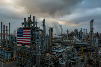 ABD petrol rafinerileri tam kapasite üretime geçiyor