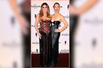 Adriana Lima ve Heidi Klum, Magnum partisinde
