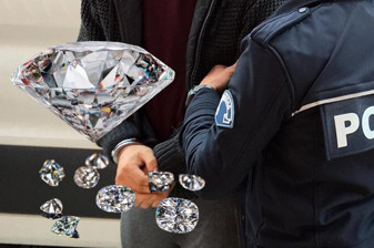 Sahte pırlanta operasyonunda 81 şüpheli yakalandı