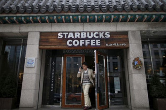 Kore'deki Starbucks'ta 'tank günü kampanyası' depremi