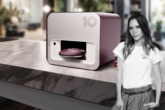 Yatırımcıları arasında Victoria Beckham'ın da olduğu robotik manikür girişimi 10Beauty’ye 23,5 milyon dolarlık yatırım