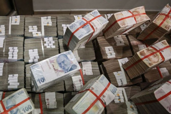 Bankacılık sektörünün mevduatı 31 trilyon lirayı aştı, kredi hacmi 25,3 trilyon liraya yükseldi