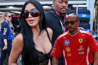 Kim Kardashian sevgilisine destek için Monaco'da 