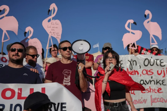 Arnavutluk'ta yapılması planlanan turizm projesi Yunanistan'da da protesto edildi