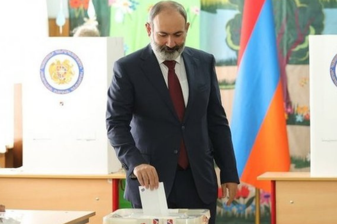 Paşinyan Ermenistan seçimlerinde liderliğini korudu, oyların yüzde 49,74'ünü aldı