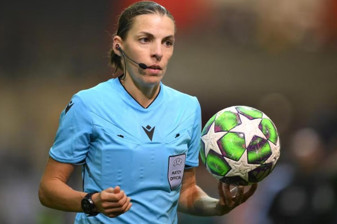 Erkekler Dünya Kupası tarihinde düdük çalan ilk kadın hakem olan Stephanie Frappart, UEFA Hakem Komitesi'nde görev aldı
