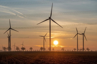 AB, 2026 ilk çeyrekte elektrik üretiminin yüzde 45,5'ini yenilenebilir kaynaklardan sağladı