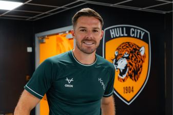 Acun Ilıcalı'nın patronu olduğu Hull City, Premier Lig'e yükseldikten sonra ilk transferini İngiliz milli kaleci Jack Butland ile yaptı